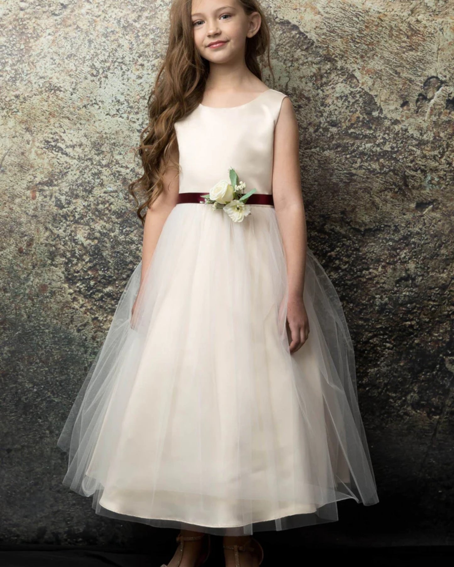 VESTIDO PARA DAMINHA ROSIE CHAMPAGNE | ETIQUETTE