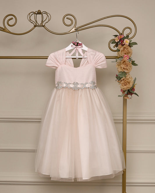 Vestido para daminha Emma rosa claro com tule, faixa com cristais e decote nas costas da Etiquette