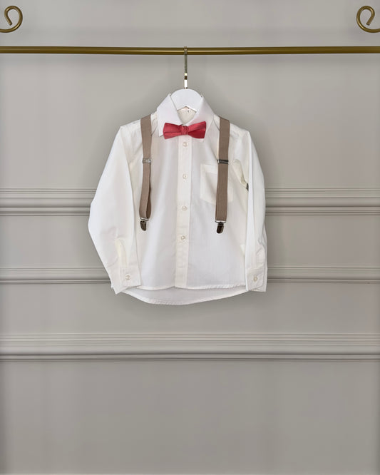 Camisa social infantil creme da Etiquette com bolso frontal. Modelo clássico, confortável e elegante para pajens.