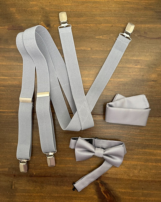 Kit suspensório, gravatinha e lenço para pajem nas cores rosa claro, cinza claro e marsala. Elegante e delicado da Etiquette.