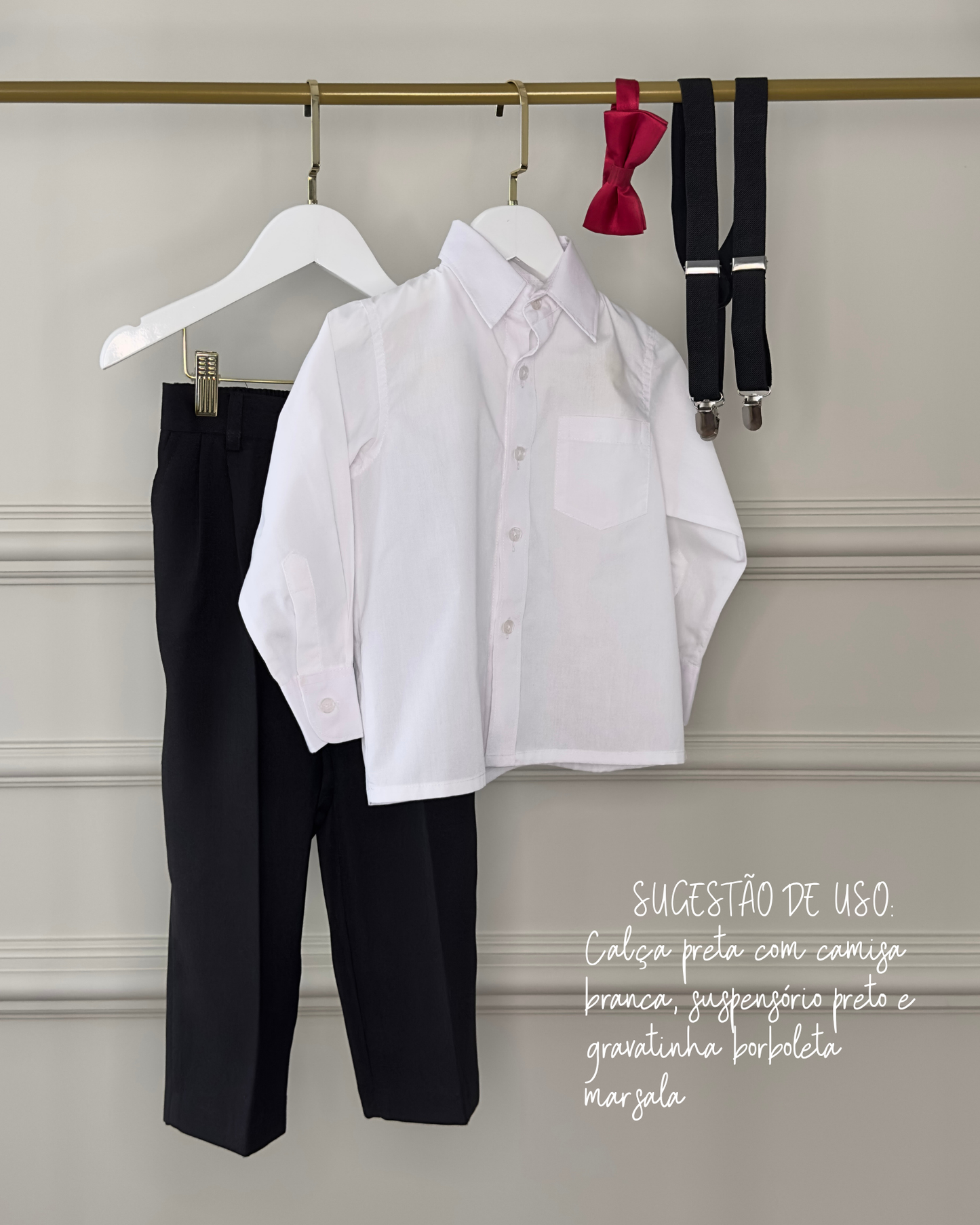 Sugestão de uso para pajens Etiquette, calça social com camisa branca, suspensório e gravatinha borboleta