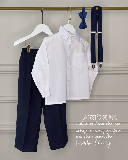 Sugestão de uso para pajens Etiquette, calça social com camisa branca, suspensório e gravatinha borboleta